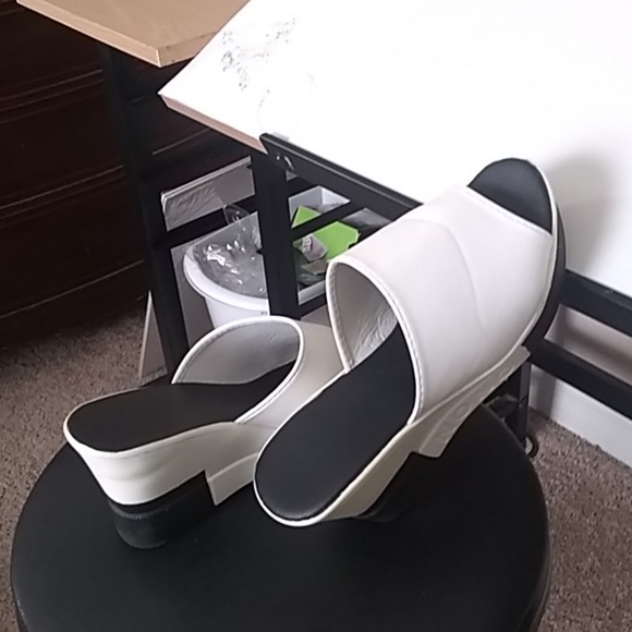 White Sandals - Picture 6 of 8